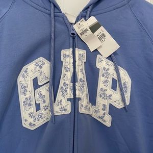 NEW! GAP FLORAL LOGO FULL ZIP HOODIE BABY BLUE - SIZE XL